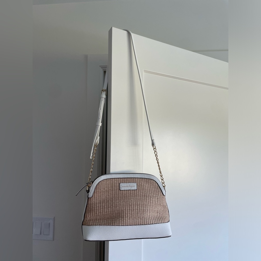 Straw crossbody purse